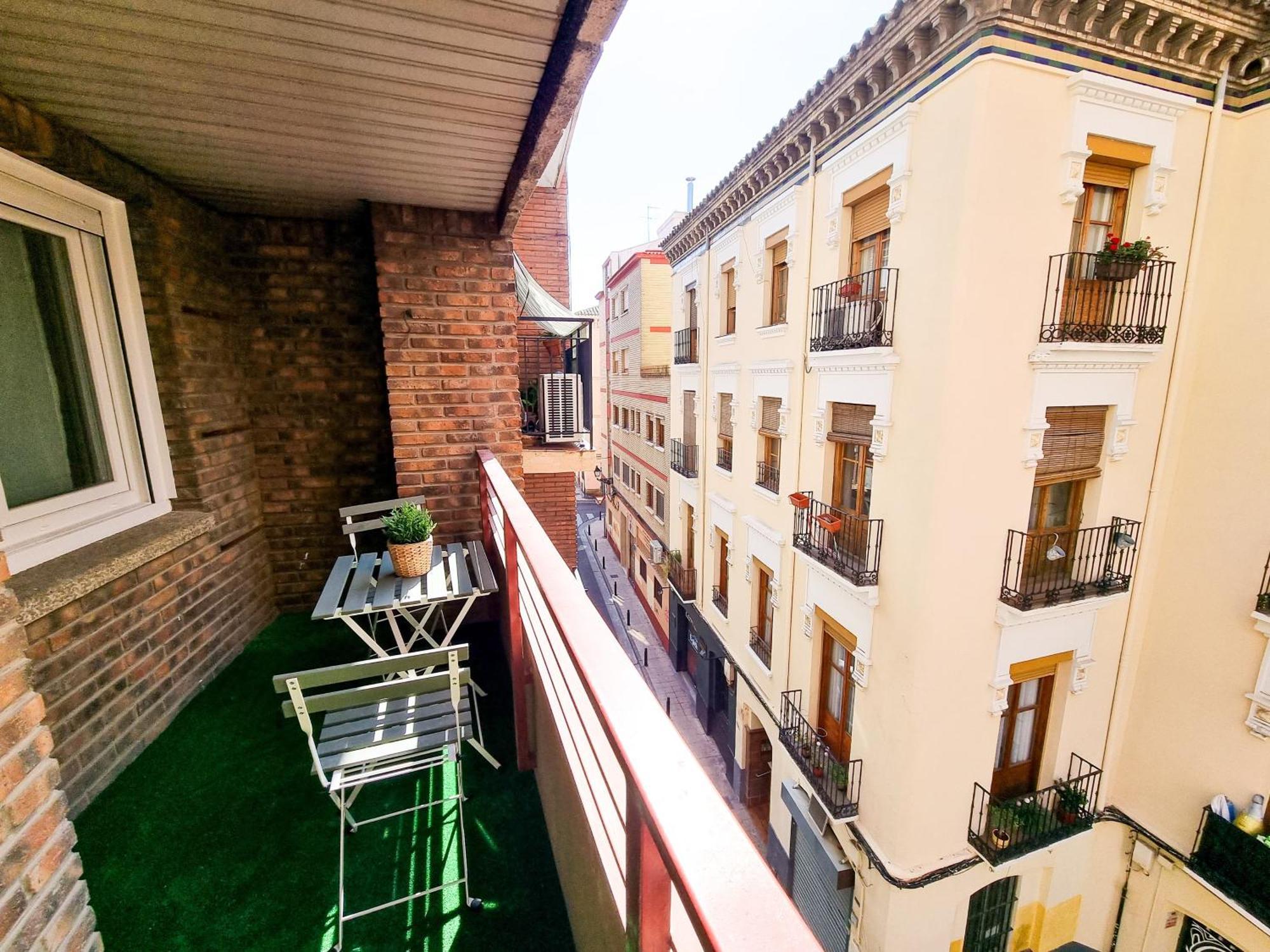 El Teatro Del Pilar Apartment Zaragoza Ngoại thất bức ảnh